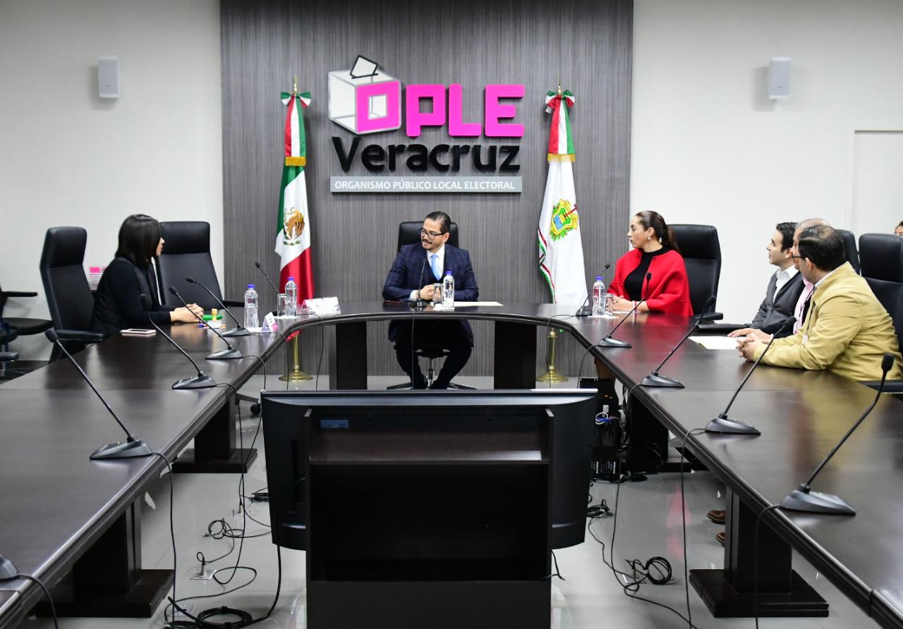 El OPLE Veracruz recibe solicitud de registro como Partido Político Local, de la Organización “Unidad Ciudadana”
