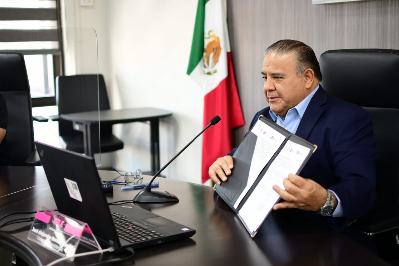 OPLE Veracruz y TEV celebran firma de Convenio para fortalecer permanentemente la colaboración institucional