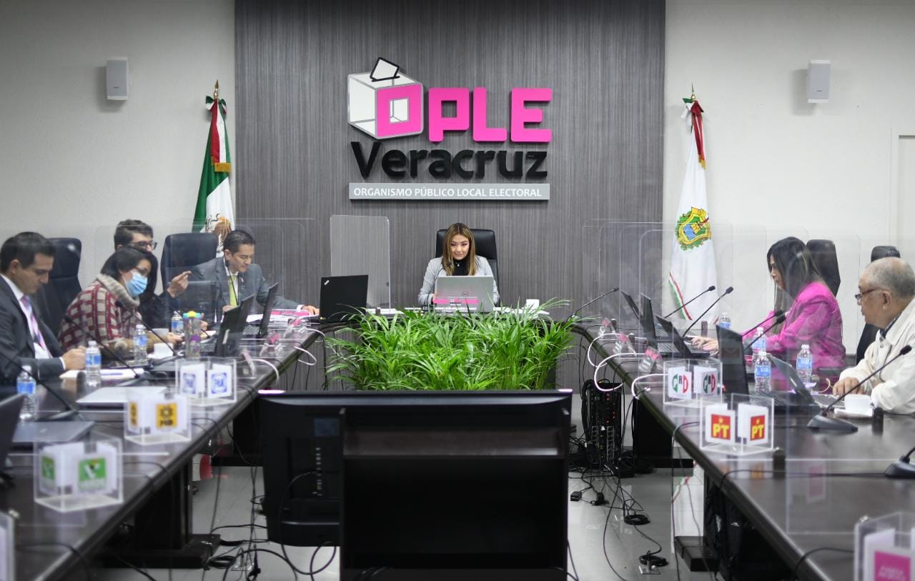 En Sesión Extraordinaria el OPLE Veracruz aprueba diversos Acuerdos entre los que destacan los incentivos a miembros del SPEN