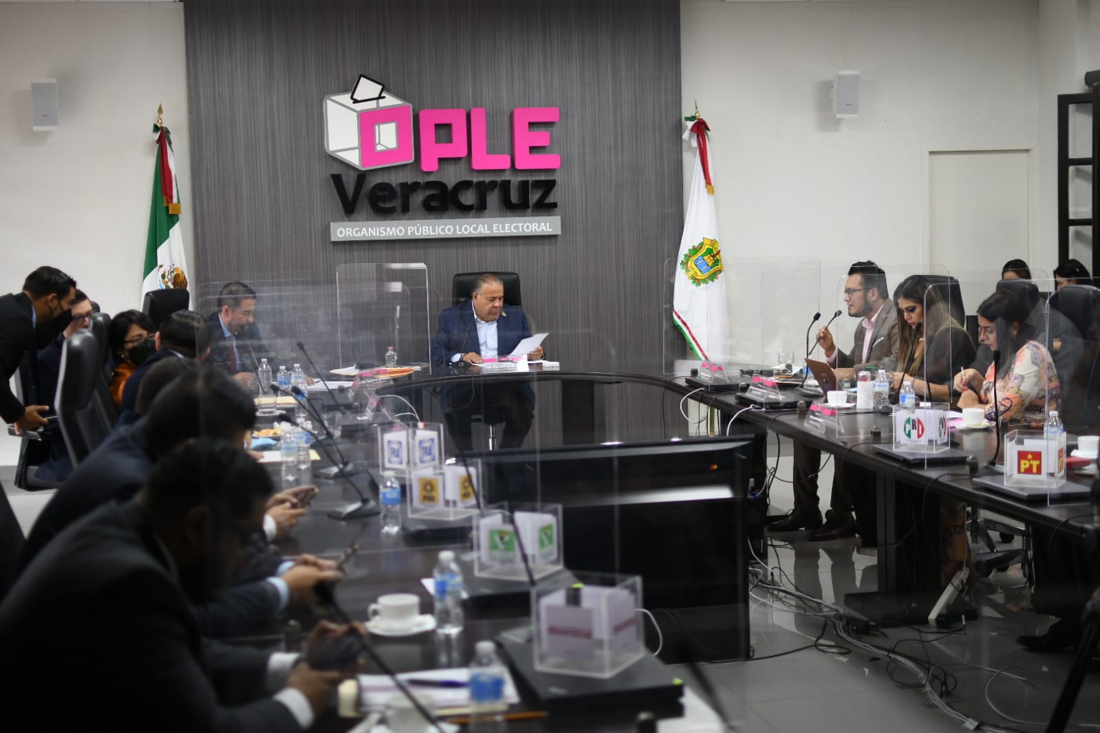 Consejo General del OPLE Veracruz aprueba cambio de sede para realizar la Sesión Solemne de toma de protesta de la Consejera Presidenta